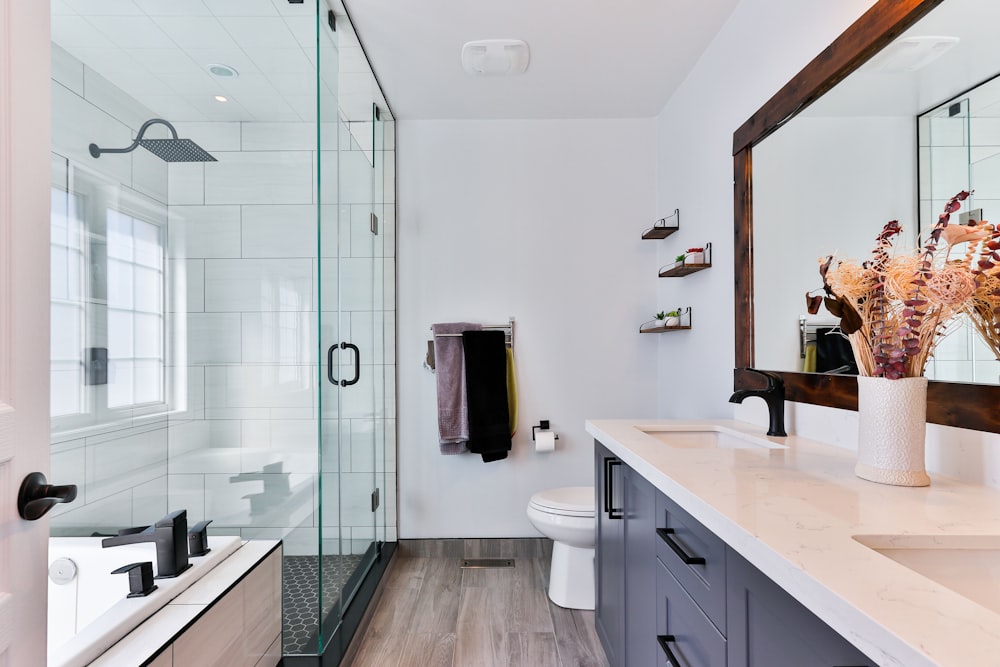 Hospitality Vanity